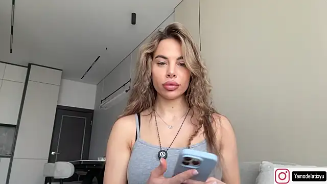 diffgirls2 online show from 11.06.25