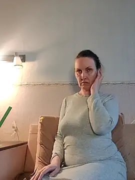 Evelina cute online show from 04.04.26