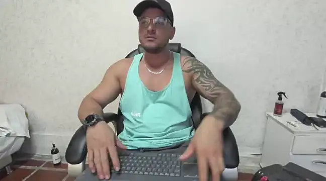 Teilor Creed online show from 01.24.25