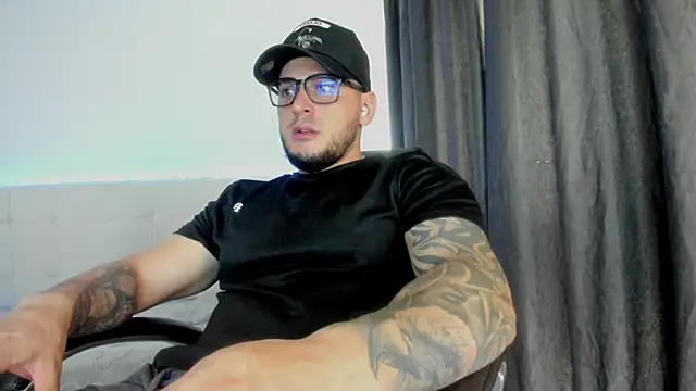 Teilor Creed online show from 02.17.26