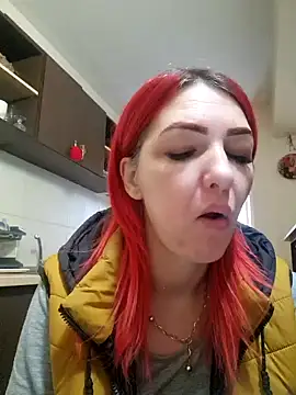 Snapshot of Evadesirex46 chatting on 12.15.24 Evadesirex46 online show from 12.15.24