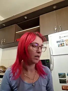 Snapshot of Evadesirex46 chatting on 02.15.25 Evadesirex46 online show from 02.15.25