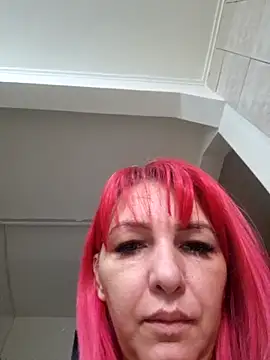 Snapshot of Evadesirex46 chatting on 09.15.25 Evadesirex46 online show from 09.15.25