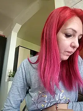 Snapshot of Evadesirex46 chatting on 04.24.26 Evadesirex46 online show from 04.24.26