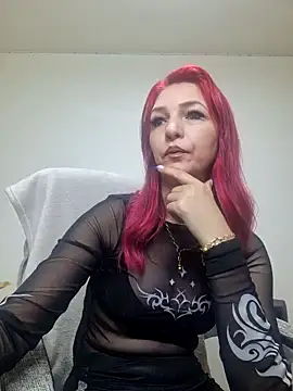 Snapshot of Evadesirex46 chatting on 05.05.26 Evadesirex46 online show from 05.05.26