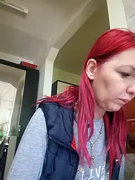 Snapshot of Evadesirex46 chatting on 05.24.26 Evadesirex46 online show from 05.24.26