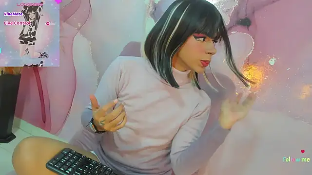 Tiff Valentine online show from 01.18.25