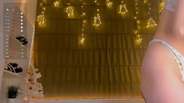 Snapshot of NaokoStifel chatting on 01.18.25 NaokoStifel online show from 01.18.25