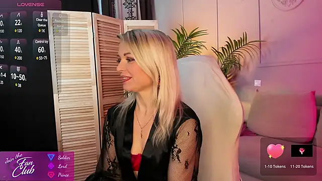 Snapshot of Gloria_Lovely chatting on 01.23.25 Gloria Lovely online show from 01.23.25