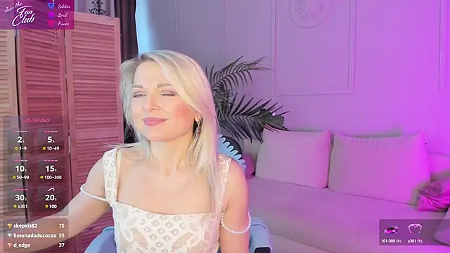 Snapshot of Gloria_Lovely chatting on 02.21.25 Gloria Lovely online show from 02.21.25