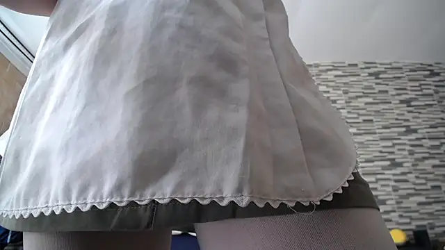Snapshot of VioletaGomezCo chatting on 04.30.26 VioletaGomezCo online show from 04.30.26