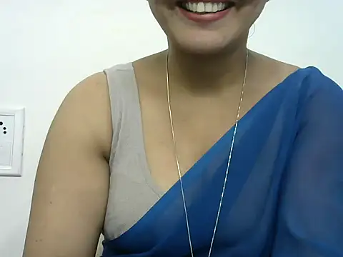 Snapshot of rashmika_reddy chatting on 05.11.26 rashmika reddy online show from 05.11.26