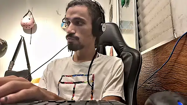 hotcamboy420 online show from 02.01.25