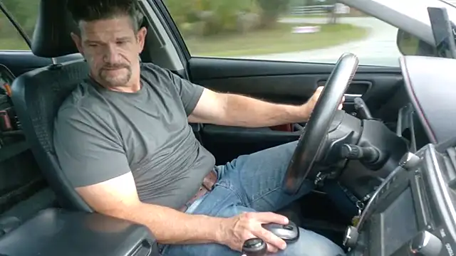 Snapshot of allenspuninfla chatting on 05.13.26 allenspuninfla online show from 05.13.26