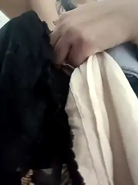 karlamorris  online show from 09.27.25