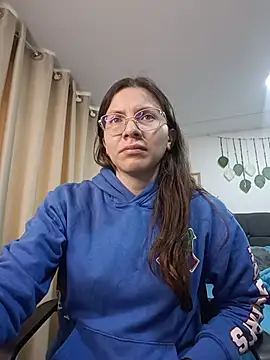 karlamorris  online show from 11.29.25