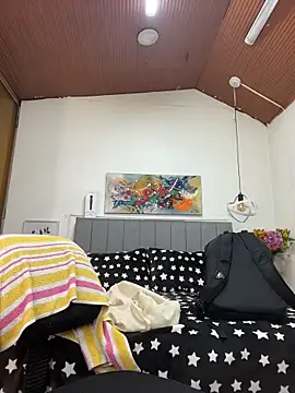 karlamorris  online show from 02.02.26