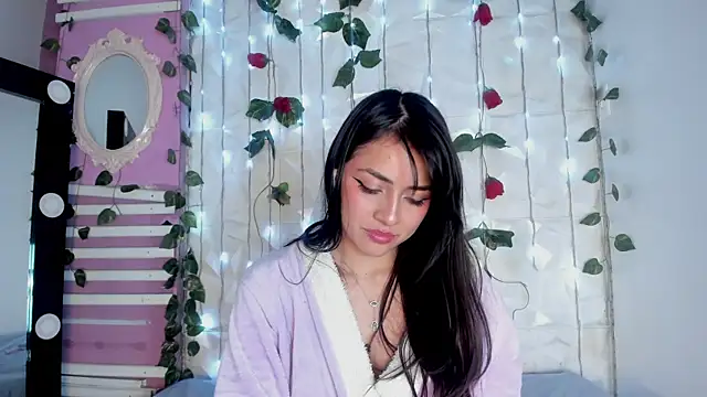 Snapshot of Sophy_SmileSweet chatting on 03.07.25 Sophy SmileSweet online show from 03.07.25