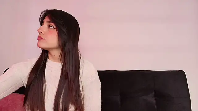 Snapshot of Sophy_SmileSweet chatting on 03.17.25 Sophy SmileSweet online show from 03.17.25