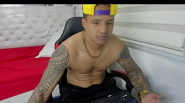 Snapshot of king_diablo666 chatting on 03.13.25 king diablo666 online show from 03.13.25