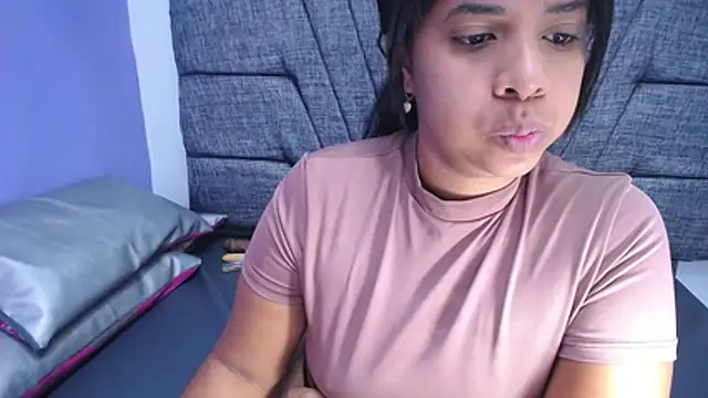 Briannacastello online show from 12.04.24