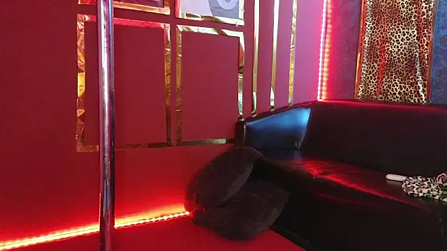 alissa4blonde online show from 10.31.25