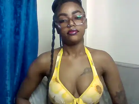 Snapshot of _crystal_princesss chatting on 06.27.26 crystal princesss online show from 06.27.26