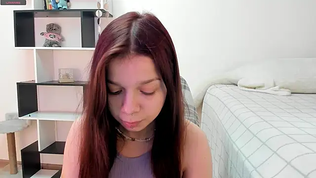 Snapshot of crystal_lilith chatting on 03.18.25 crystal lilith online show from 03.18.25