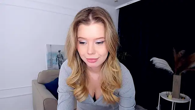 FollowLovee online show from 04.16.26