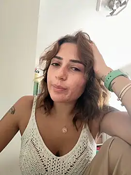 Snapshot of yaprakmericc chatting on 09.16.25 yaprakmericc online show from 09.16.25