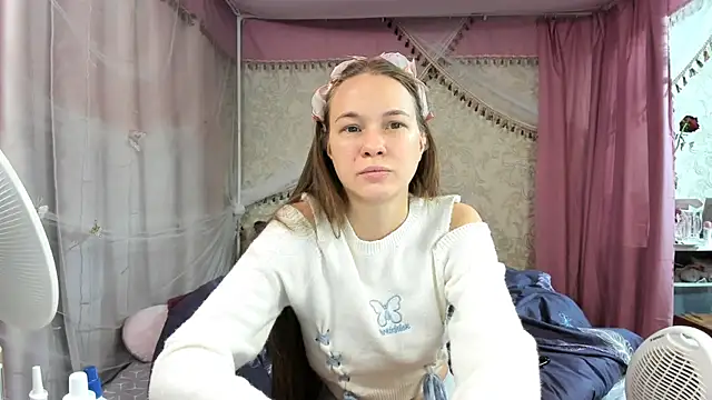 leila bambi  online show from 03.01.26