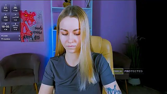 mary mooore online show from 12.18.24