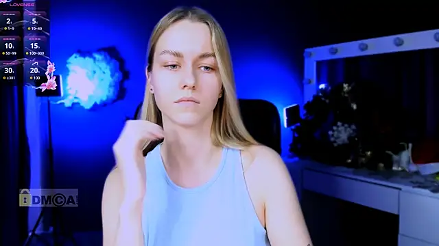 mary mooore online show from 01.07.25