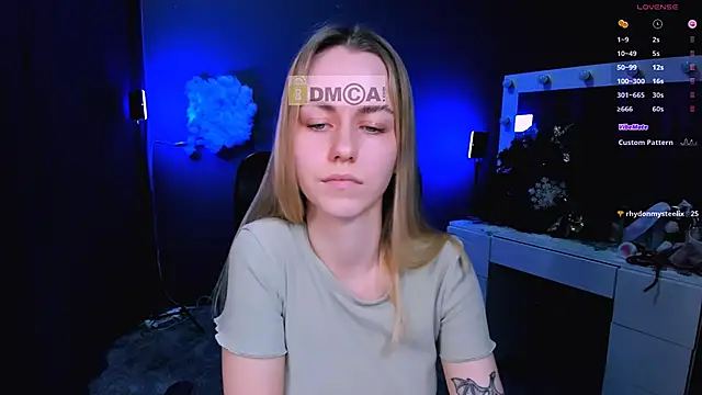 mary mooore online show from 01.14.25