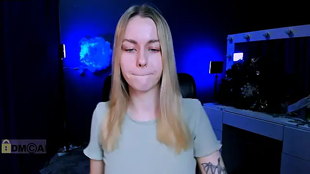 mary mooore online show from 01.15.25