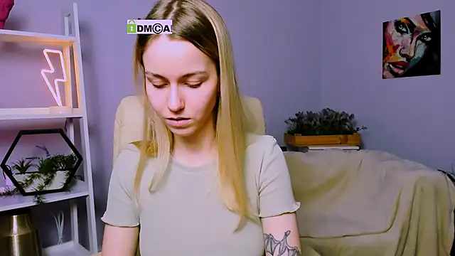 mary mooore online show from 02.03.25