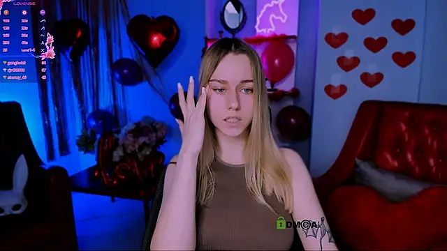 mary mooore online show from 02.15.25