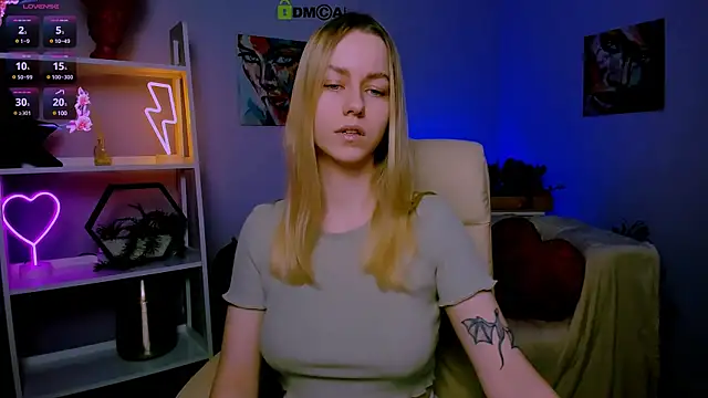 mary mooore online show from 02.22.25