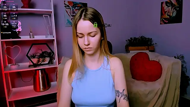 mary mooore online show from 02.27.25