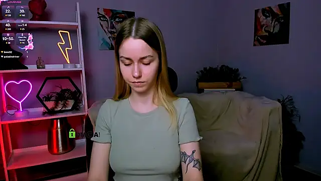 mary mooore online show from 03.03.25