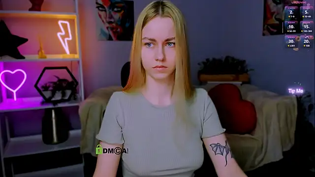 mary mooore online show from 03.16.25