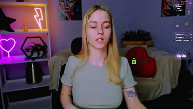 mary mooore online show from 03.16.25