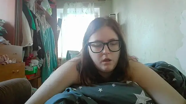 Snapshot of DesireMelissa chatting on 04.18.26 DesireMelissa online show from 04.18.26