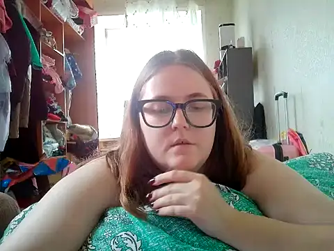 Snapshot of DesireMelissa chatting on 06.29.26 DesireMelissa online show from 06.29.26