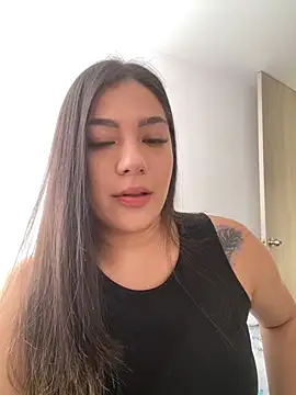 Latina vanessa online show from 01.24.25