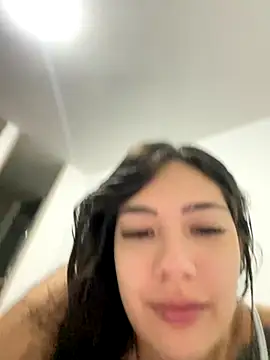 Latina vanessa online show from 09.13.25