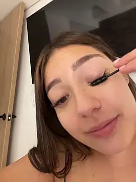 Snapshot of Latina_vanessa chatting on 06.19.26 Latina vanessa online show from 06.19.26