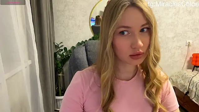 Snapshot of ChloeMillerMeow chatting on 07.14.26 ChloeMillerMeow online show from 07.14.26