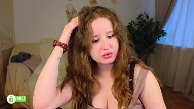 Snapshot of SquirtBabee chatting on 04.26.26 SquirtBabee online show from 04.26.26