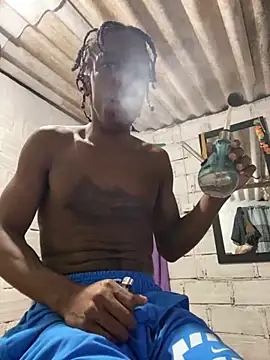 Larry-n-clouds online show from 11.22.25